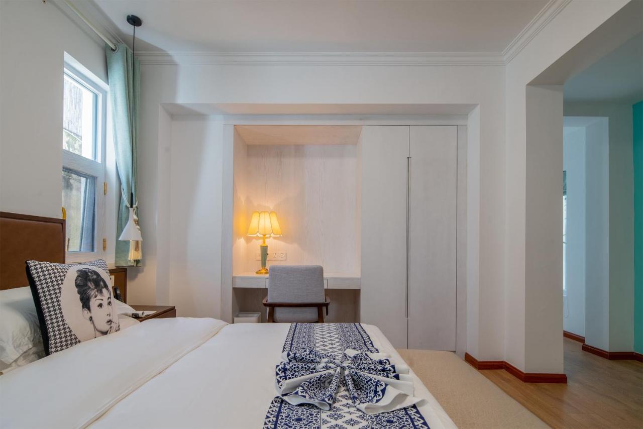 Dali T-Hotel Dış mekan fotoğraf
