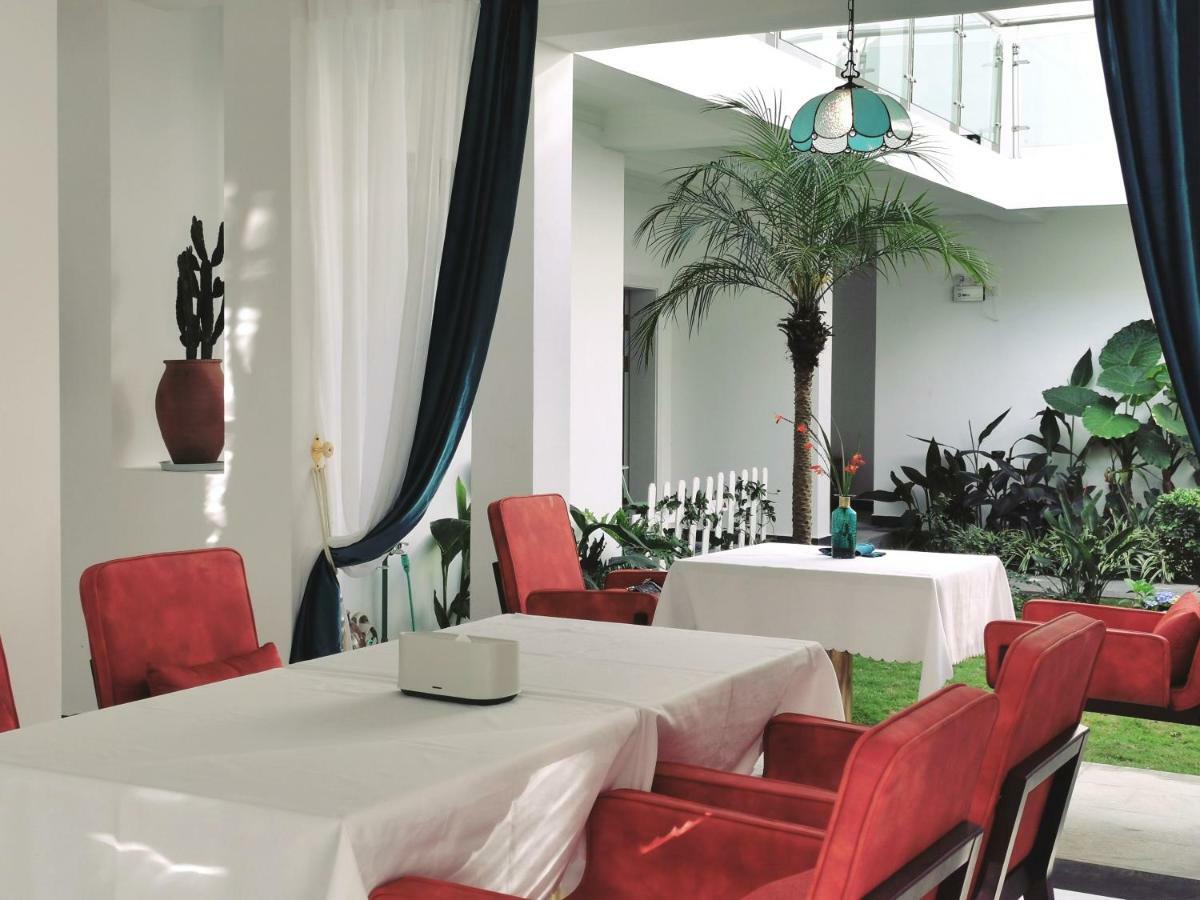 Dali T-Hotel Dış mekan fotoğraf